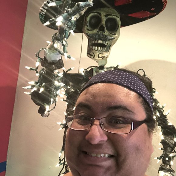 Meet your Posher, Andrea - Picture 3 of 9